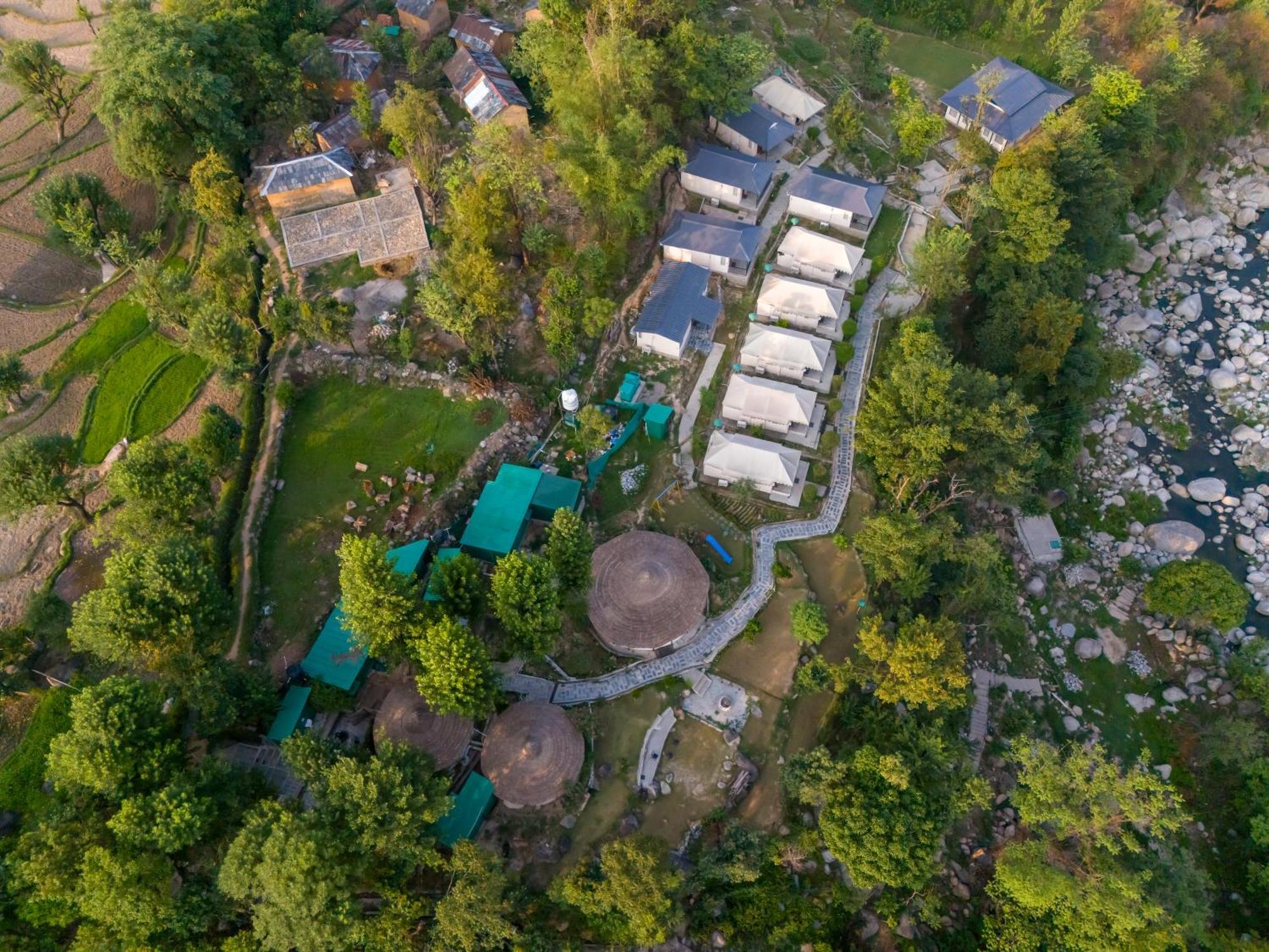 Dev Bhoomi Farms & Cottages Dharamshala Eksteriør bilde