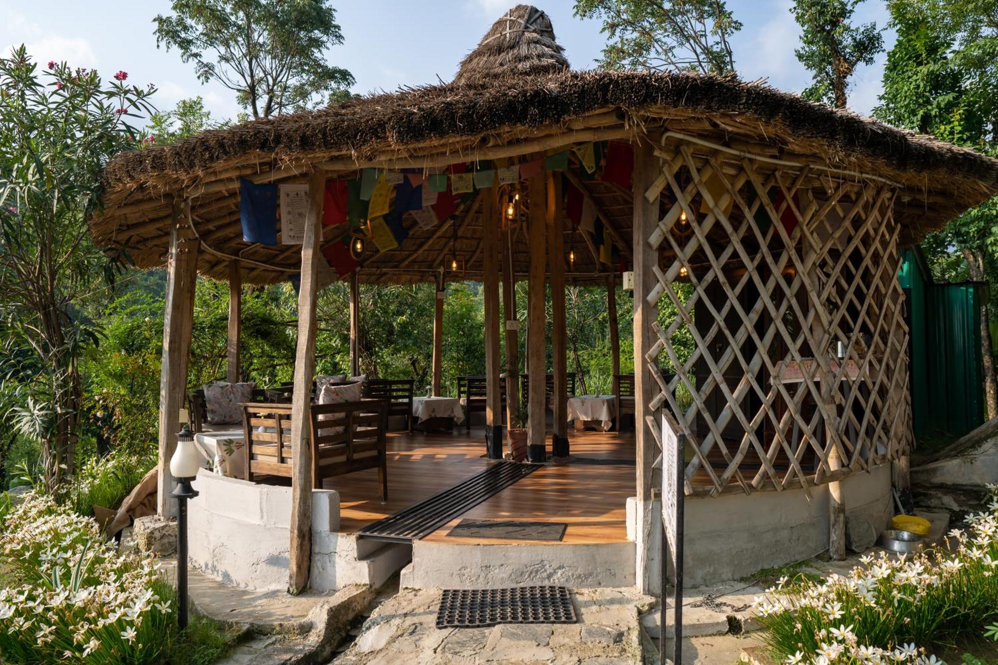 Dev Bhoomi Farms & Cottages Dharamshala Eksteriør bilde