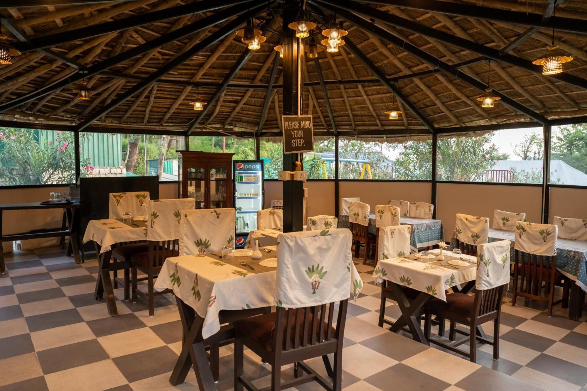 Dev Bhoomi Farms & Cottages Dharamshala Eksteriør bilde